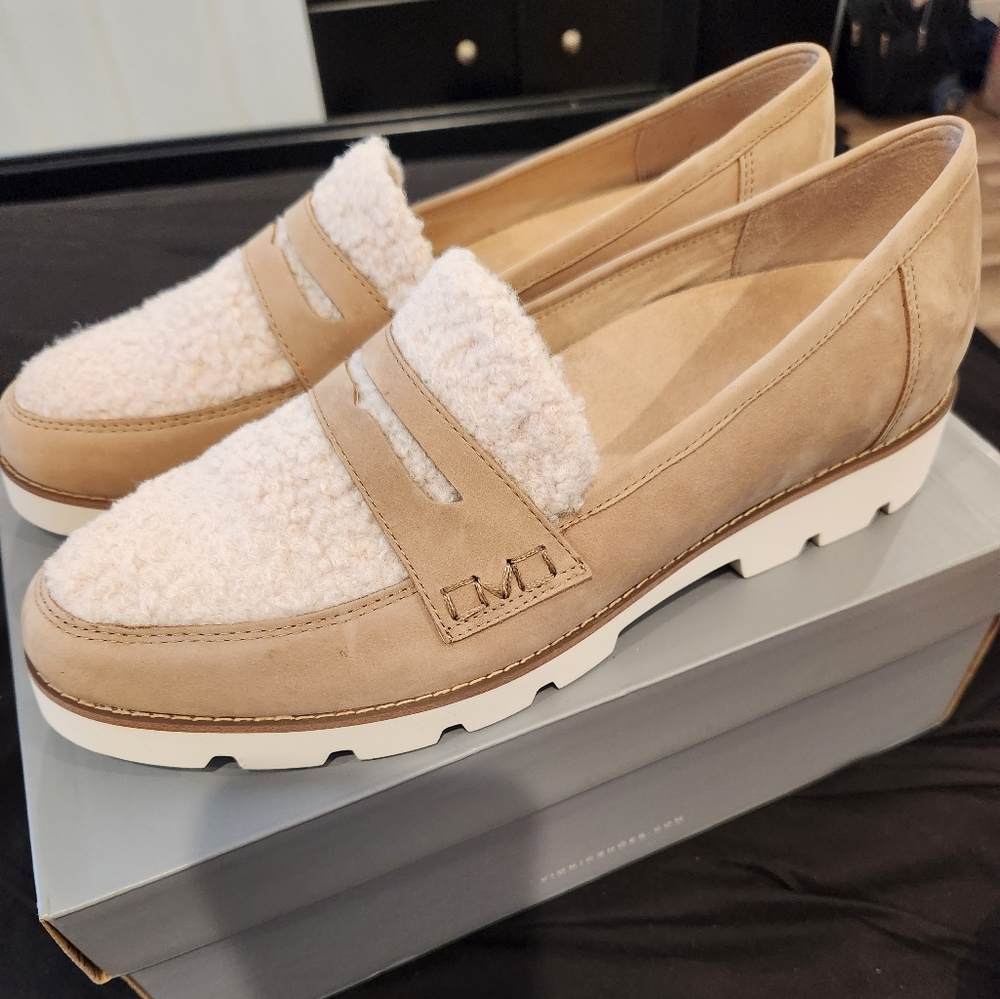 Vionic Light Taupe Fur Shoes